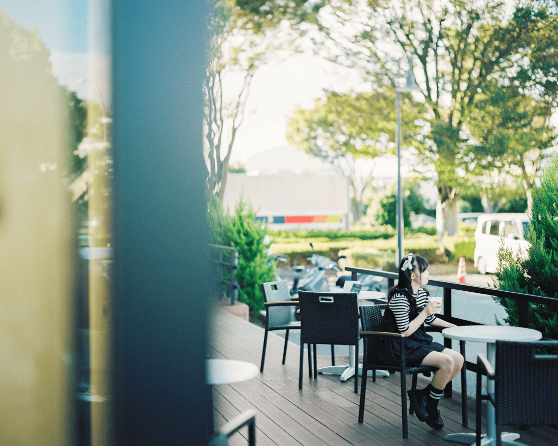 おばたのお兄さん 上を見上げる表情