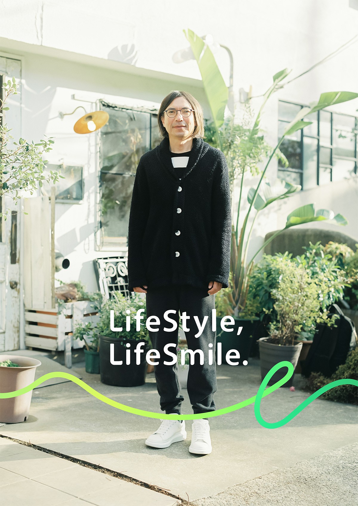 タレント ふかわりょうの写真。